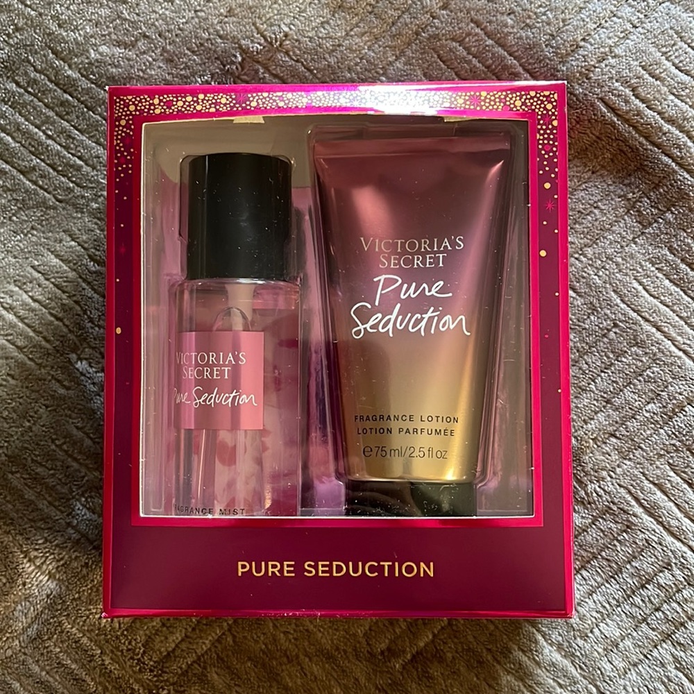 Victoria’s Secret Pure Seduction lotion duo 💜